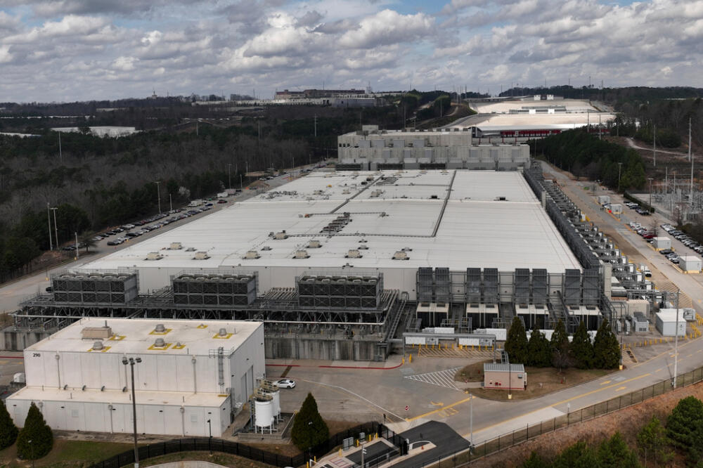 메인주, 미국 최초 데이터센터 모라토리엄 양원 통과