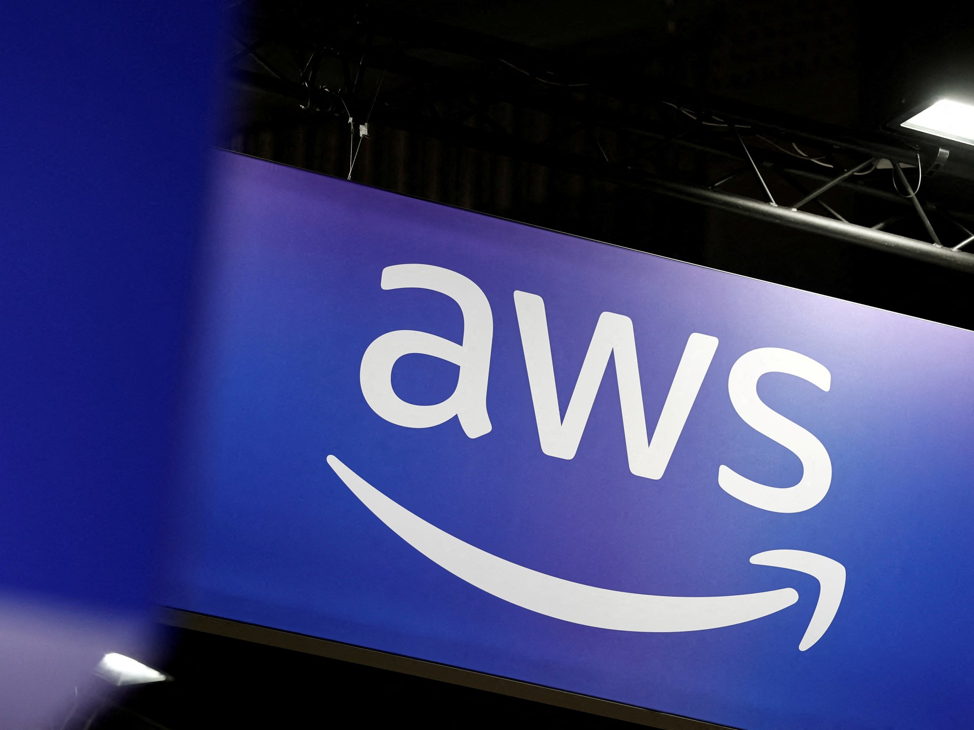 AWS 바레인 리전, 드론 공격으로 장애 — 클라우드도 물리적 위험에 노출