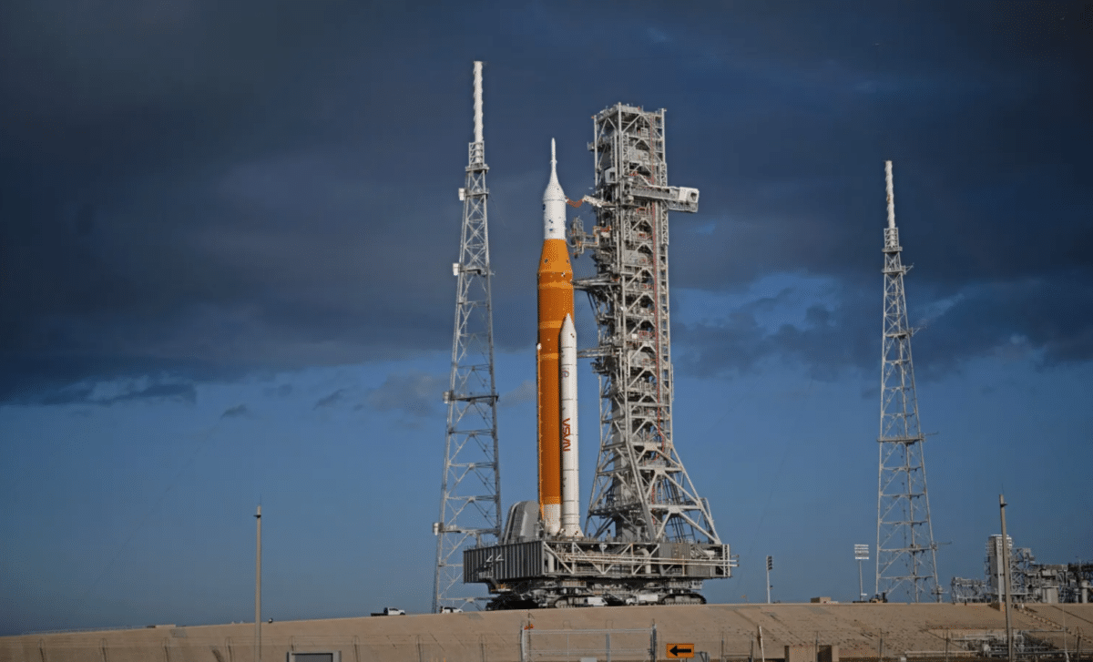 NASA 아르테미스 II, 발사대 도착 — 4월 1일 유인 달 비행 목표