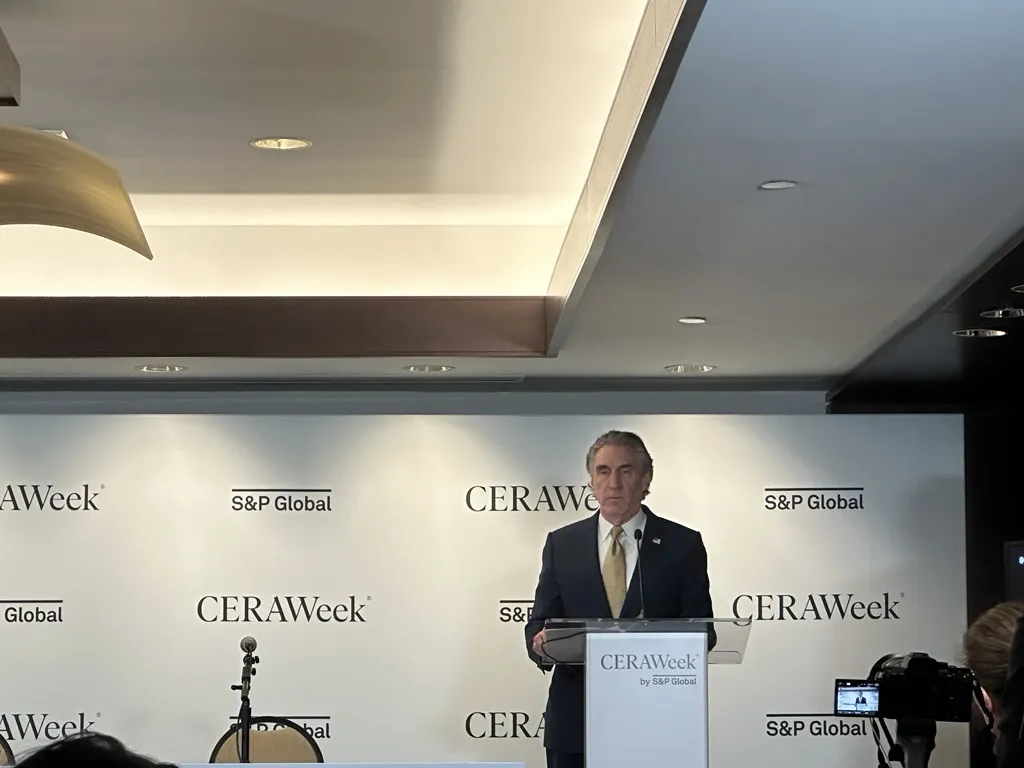 토탈에너지스, CERAWeek에서 해상풍력 철수·석유가스 재투자 선언
