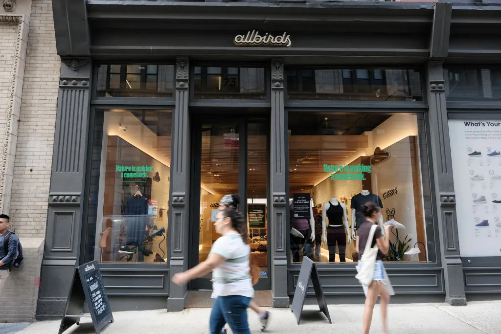 Allbirds, 3,900만 달러에 매각 — IPO 때 10배를 조달했던 DTC 신화의 몰락